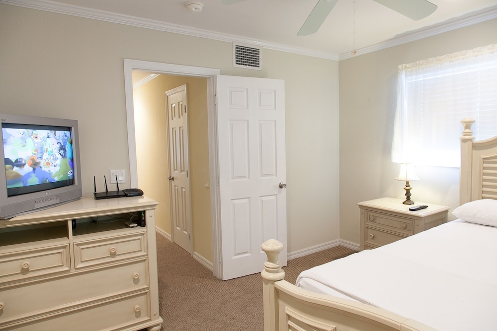 Apartment, 2 Queen Beds, Non Smoking photo 1