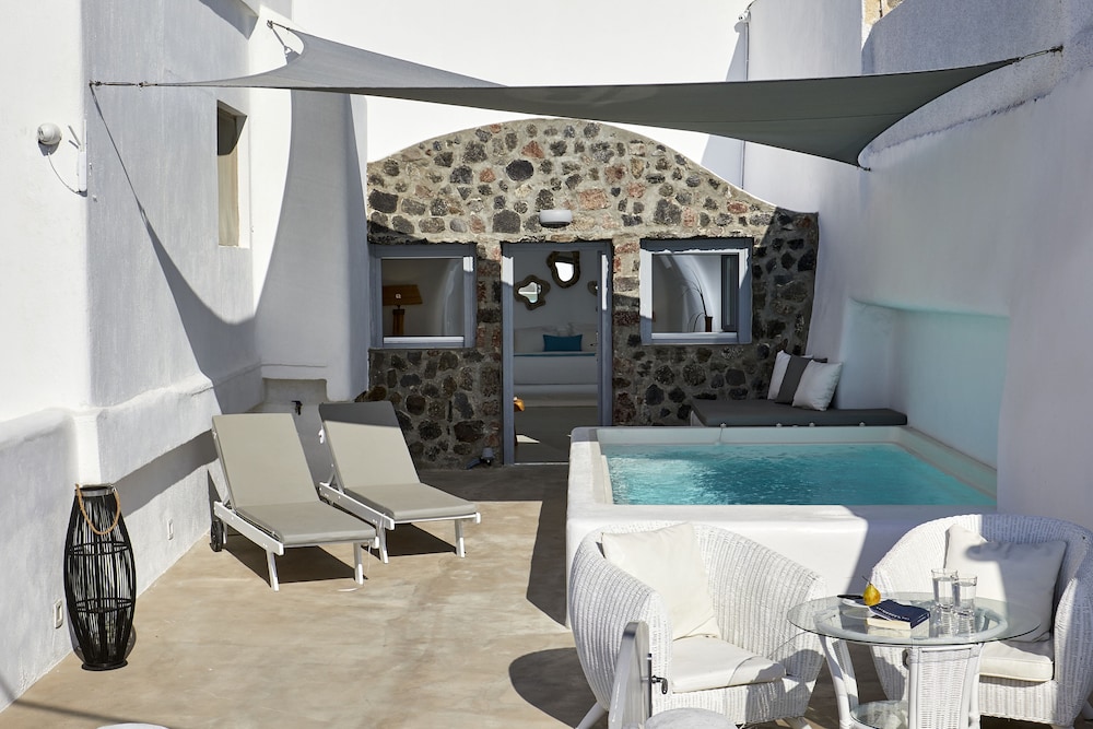 Signature Villa, Private Pool (Caldera View) - Photo 12