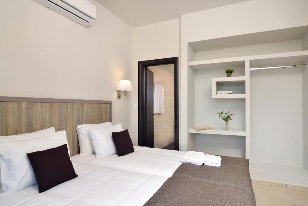 Apartment, 2 Bedrooms, Resort View photo 1