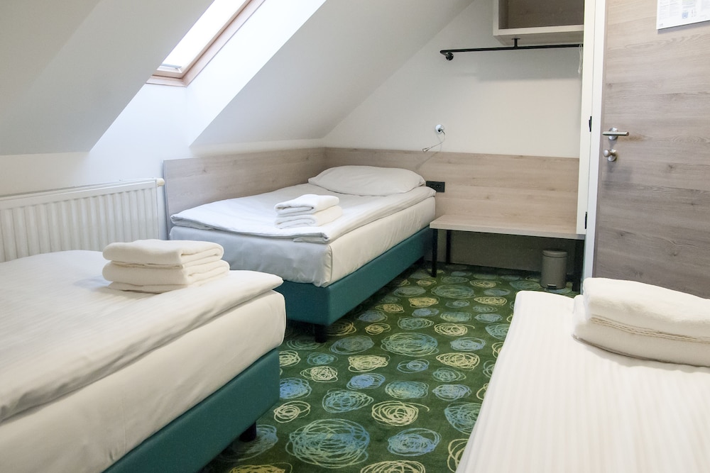 Triple Room, Shared Bathroom photo 1