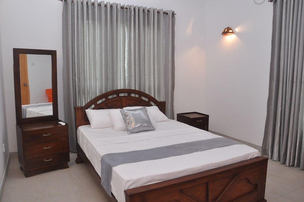 Deluxe Room, Balcony