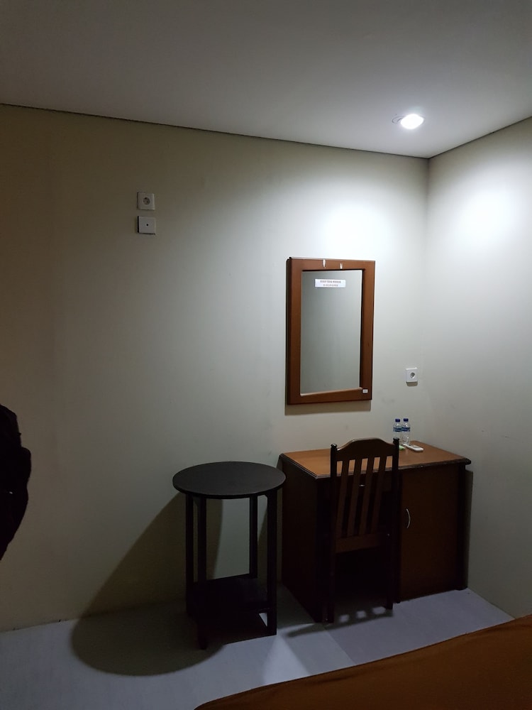 Standard Twin Room photo 2
