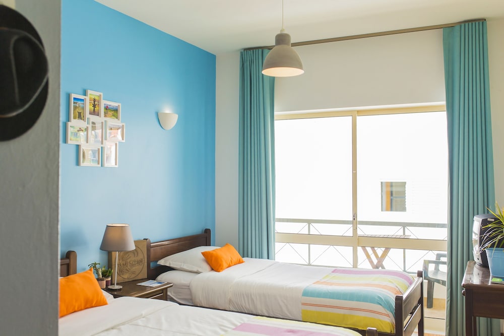 Economy Twin Room, Balcony (102)