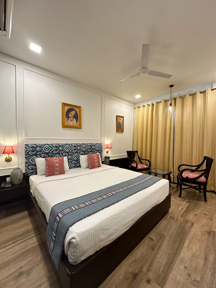 Deluxe Room, 1 Double Bed - Photo 8
