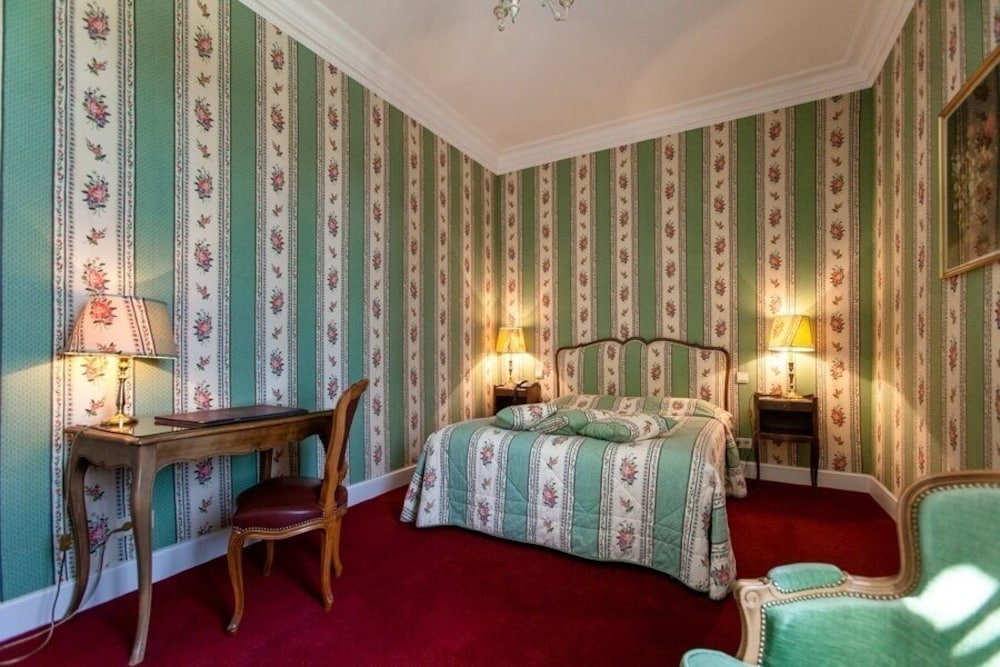 Deluxe Double Or Twin Room photo 2