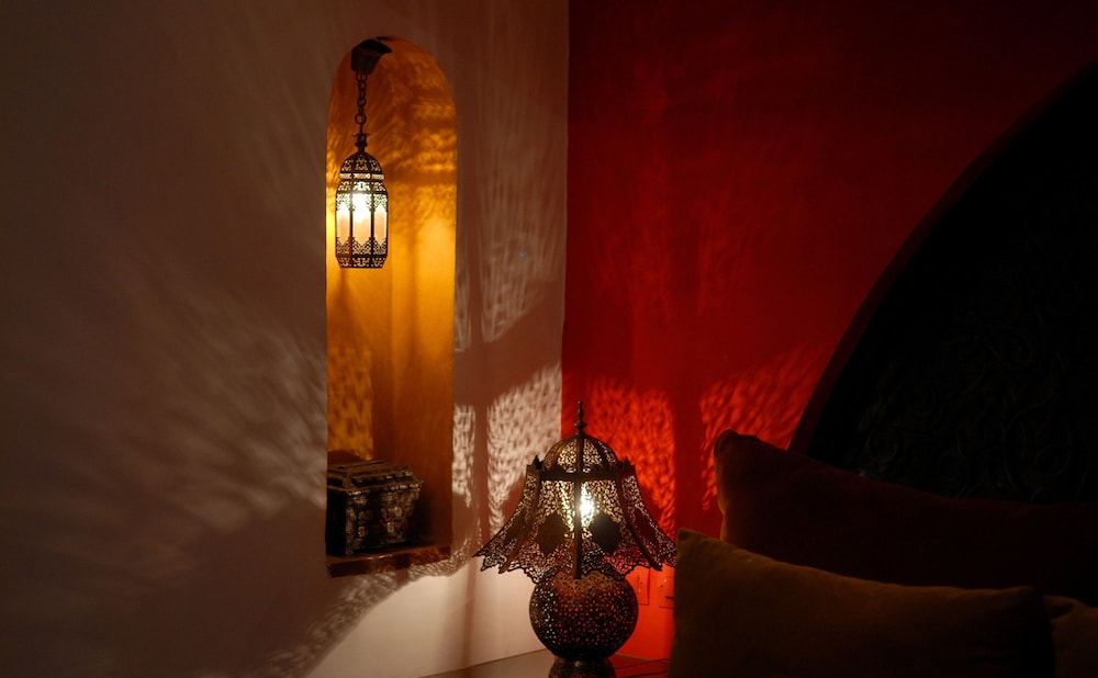 Suite (Yasmina)