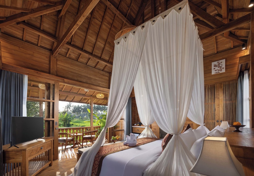 One Bedroom Wooden Private Pool Villa - Photo 2