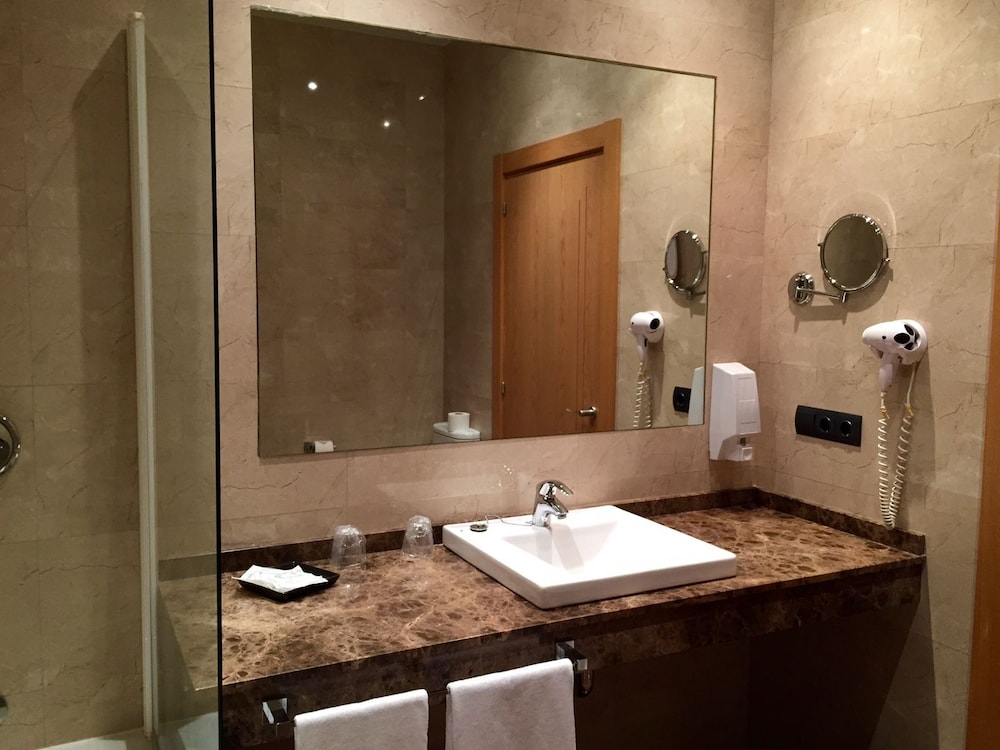 Comfort Double or Twin Room photo 3