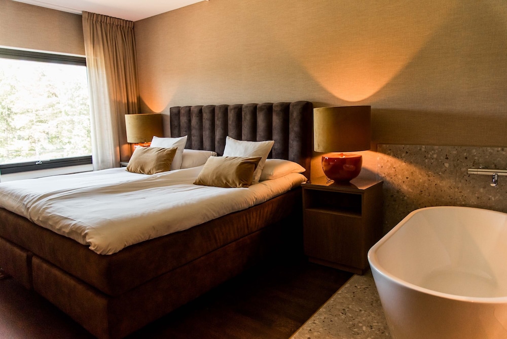 Delux Bath (Spa is not included) photo 1
