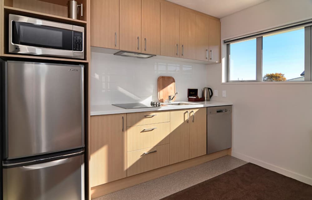 Standard Suite, 1 Bedroom, Non Smoking, Kitchen (Spa Bath) photo 3