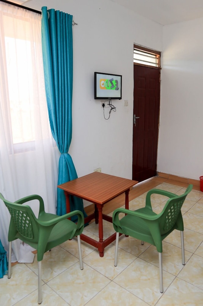 Double Room - Photo 4