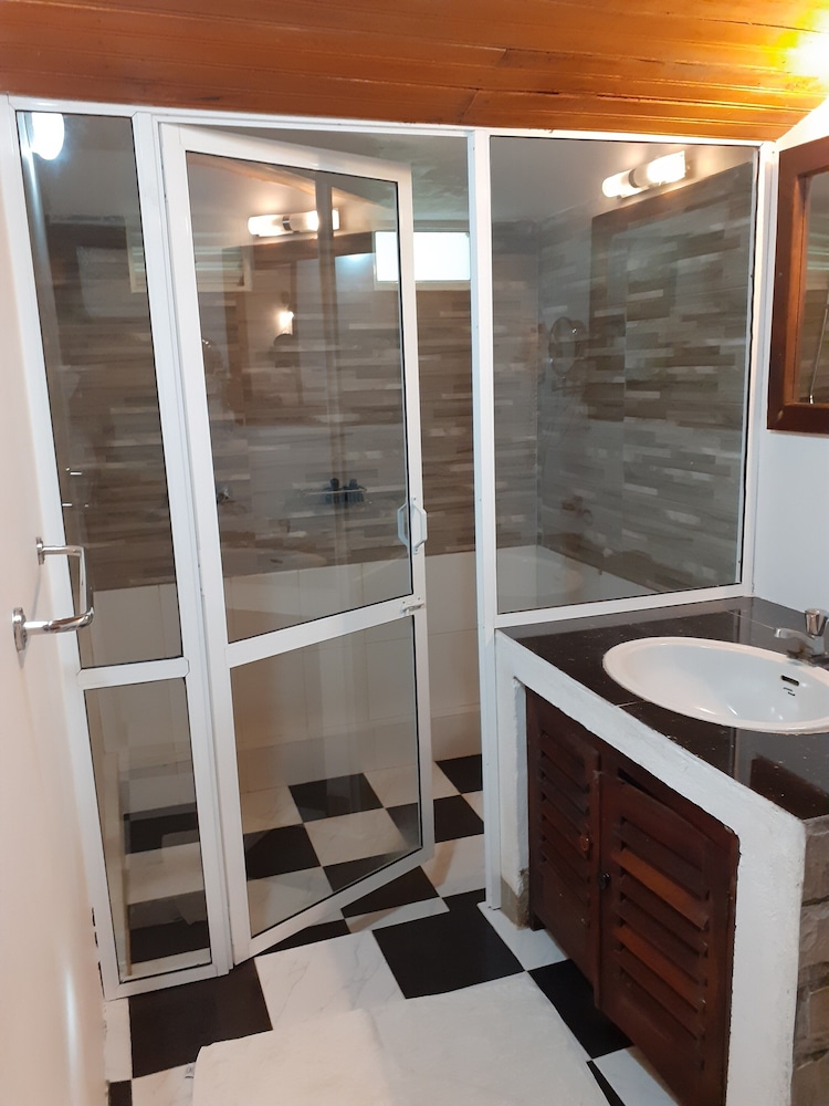 Standard Triple Room photo 3