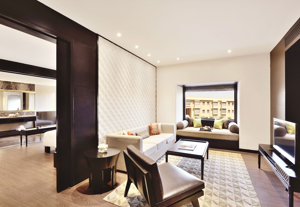 Suite, 1 Bedroom photo 3