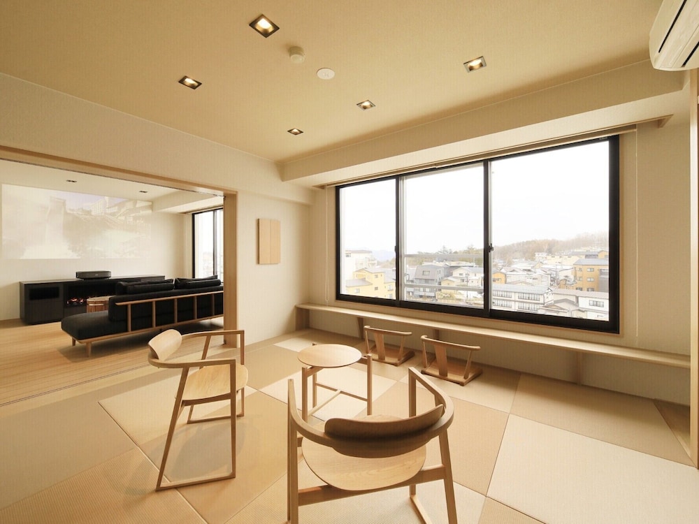 Yubatake Side Exective Room, Non-Smoking, Shower Only photo 3