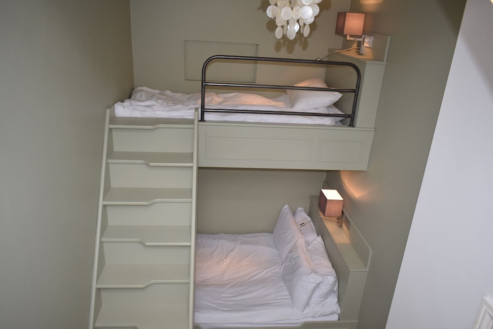 Apartment, 2 Bedrooms, Ground Floor (Annexe) photo 1