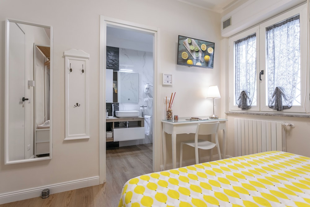 Design Double Room, 1 Double Bed, Non Smoking, Ensuite - Photo 6