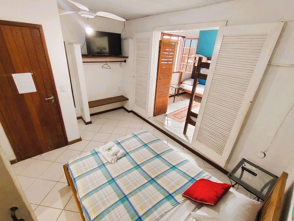 Quarto Sextuplo photo 1