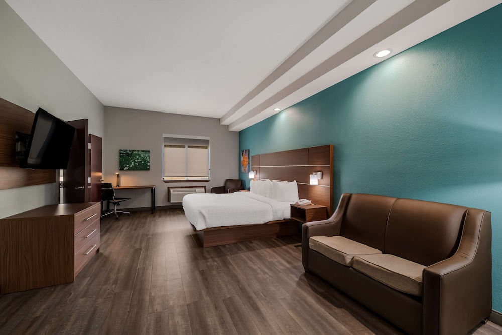 Suite, Multiple Beds, Non Smoking, Kitchen