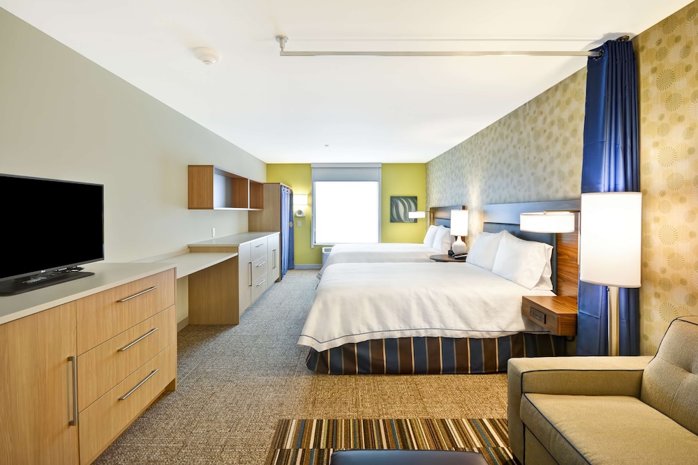 Studio, 2 Queen Beds, Accessible, Bathtub photo 3