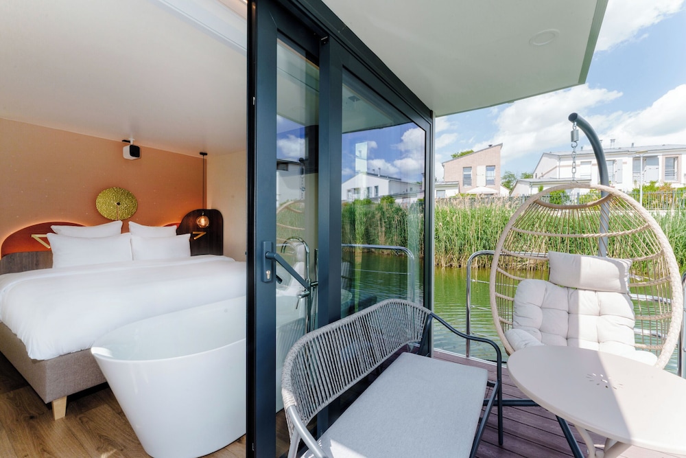 Superior Suite, Marina View