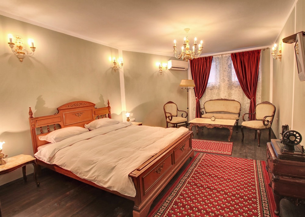 Economy Double Room, Ground Floor - Photo 1
