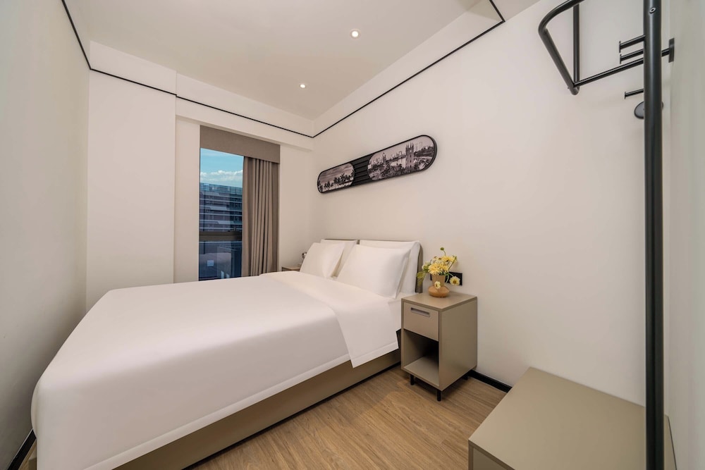 Luxury Suite, City View photo 2
