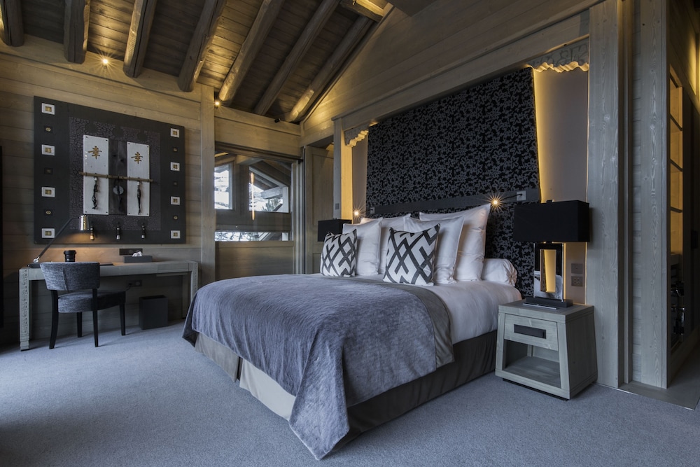 Suite (Altitude)