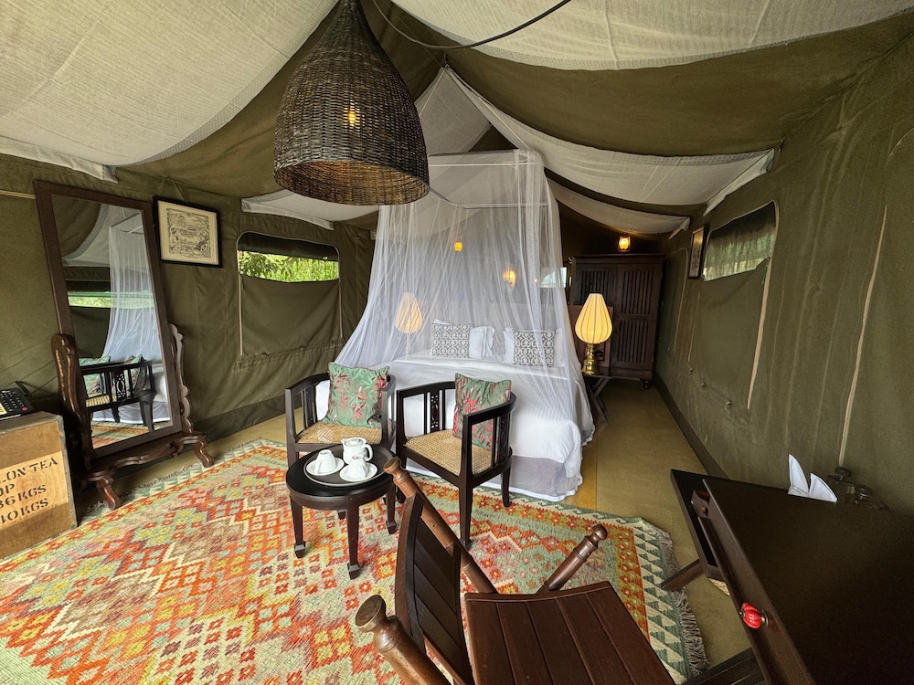 Family Tent, 2 Bedrooms, Mountain View photo 2