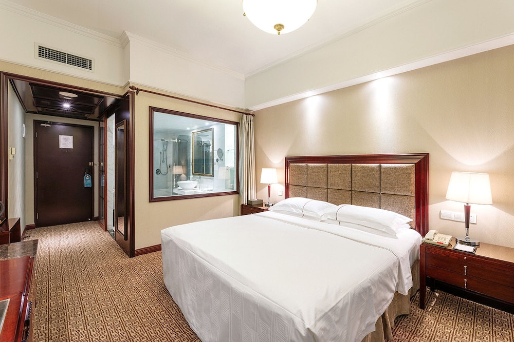 Superior King Room - Photo 1