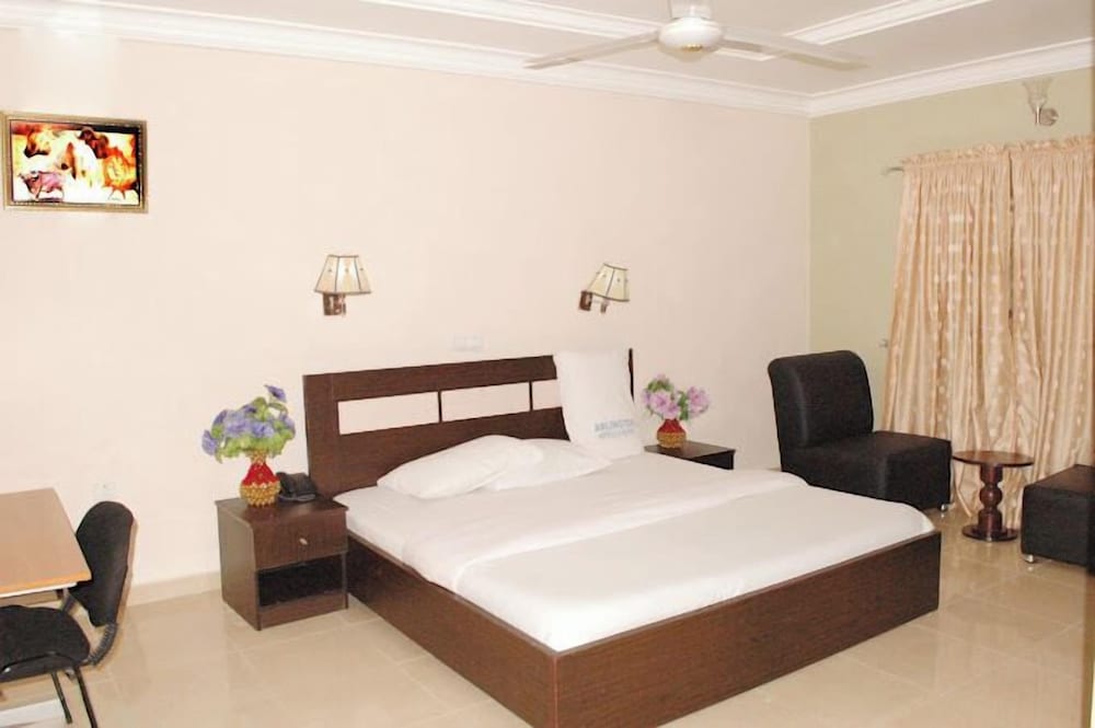 Economy Room, Balcony, City View