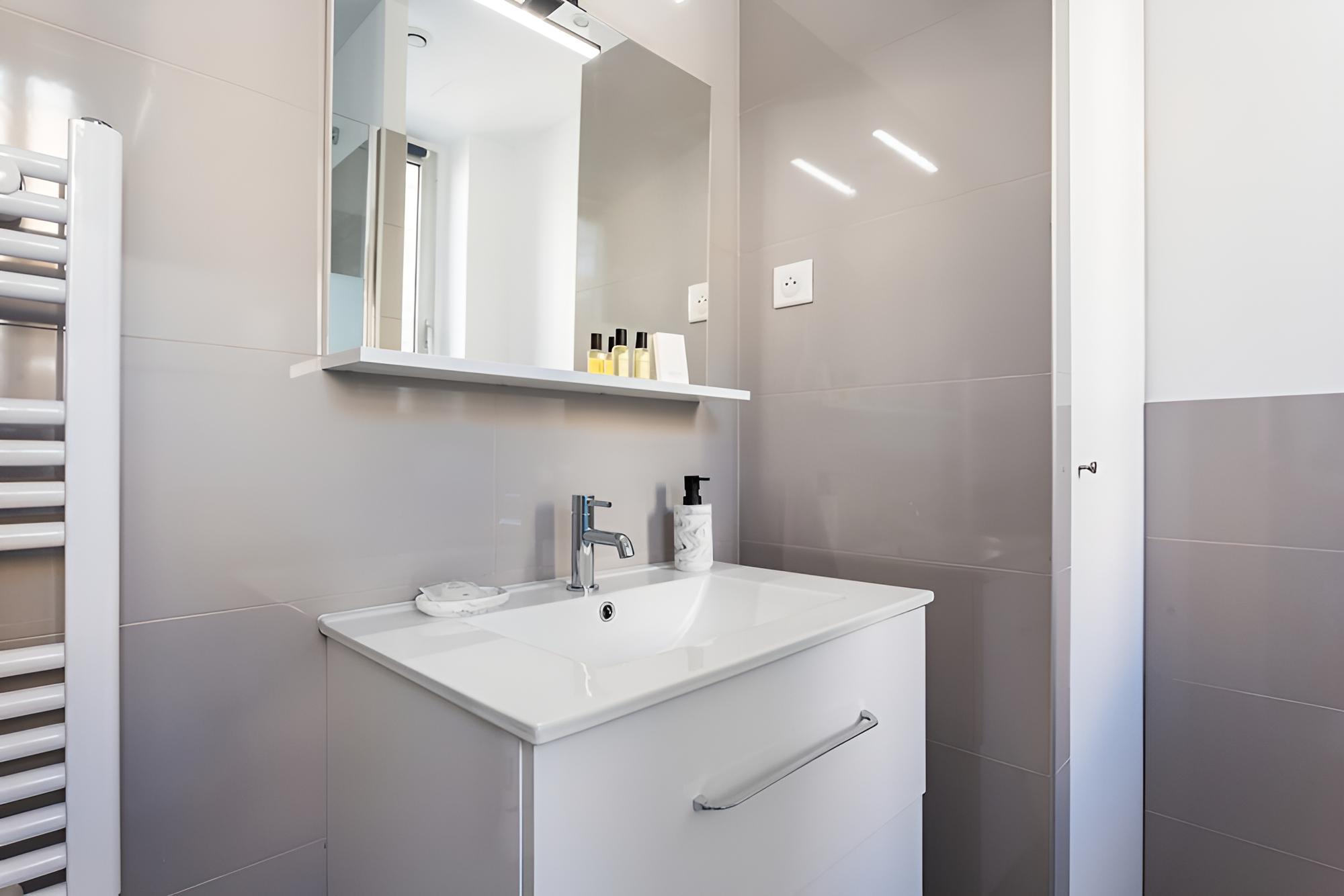 Basic Apartment (4DD) photo 2