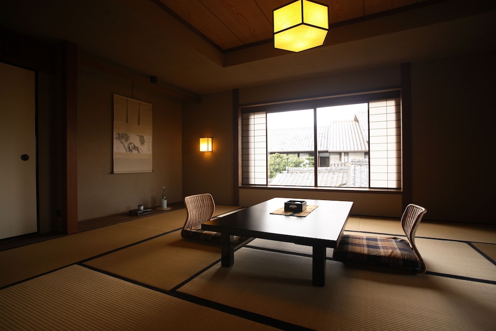 Japanese Room, 10 Tatami-mats with Breakfast