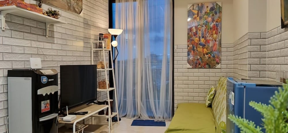 Superior Apartment, 2 Bedrooms, Kitchen, City View