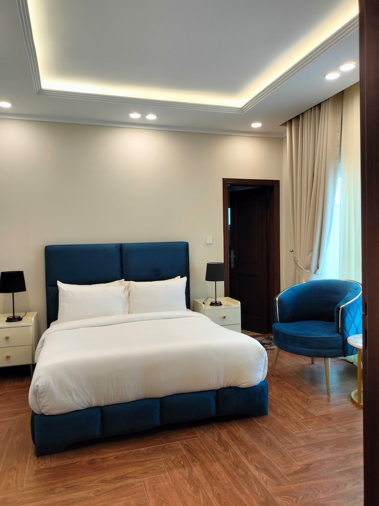 Panoramic Suite