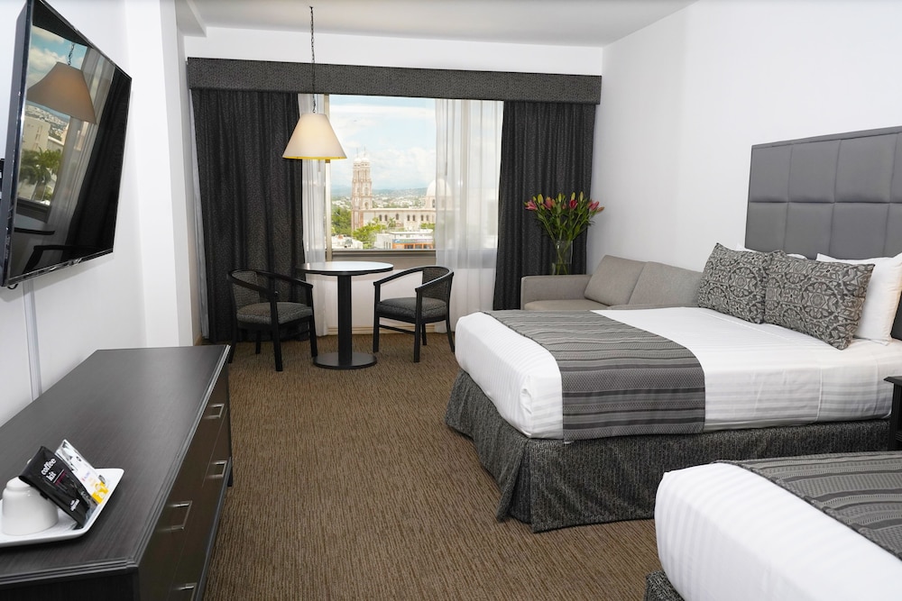 Premier Double Room, 2 Double Beds photo 2
