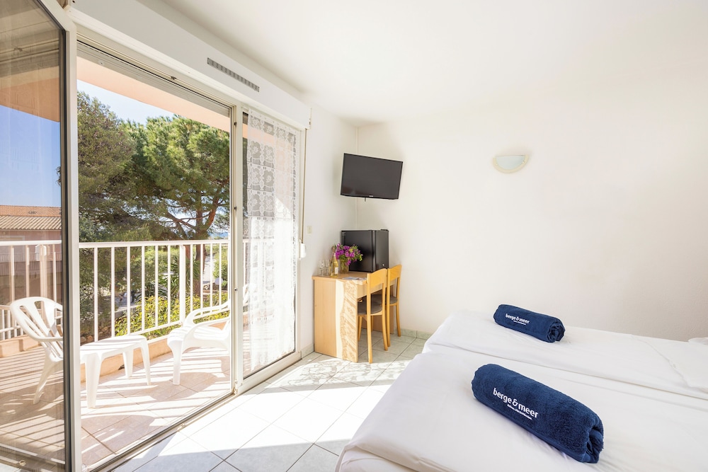 Comfort Double or Twin Room, Balcony, Mountain View
