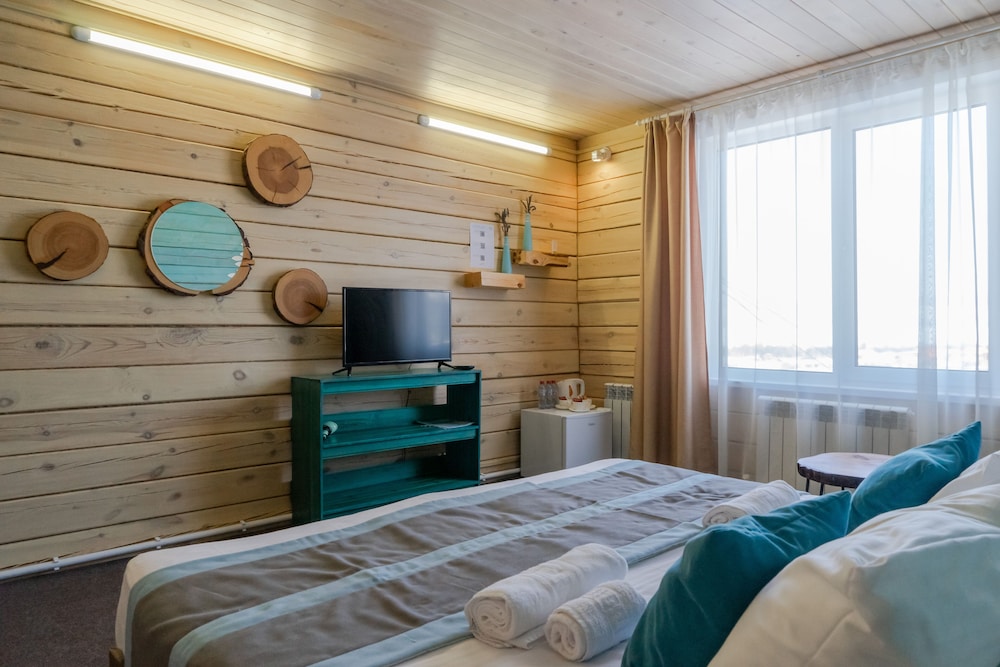 Superior Double or Twin Room, Lake View photo 1