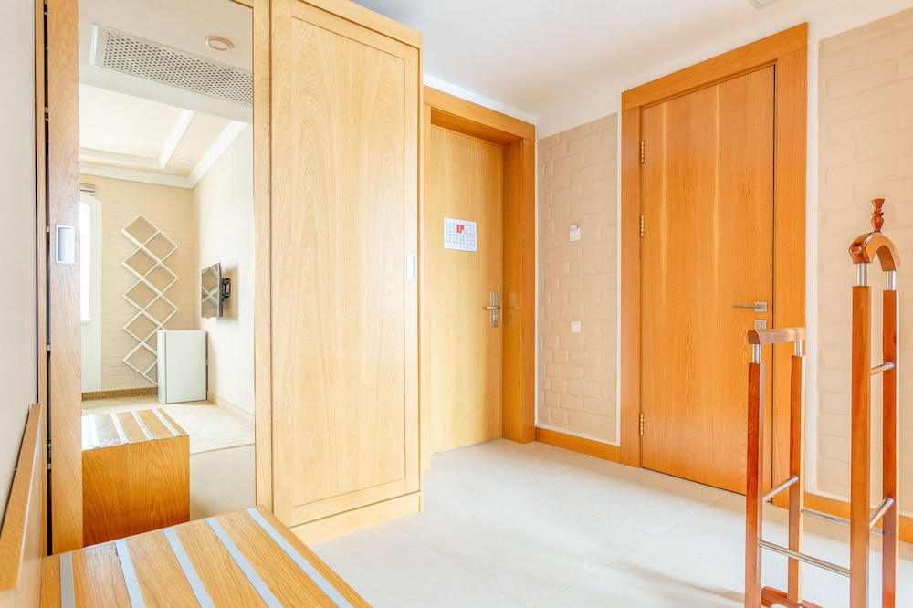 Family Quadruple Room, Multiple Beds - Photo 3