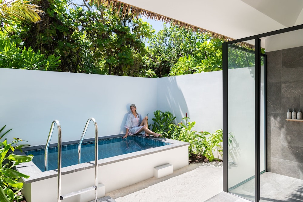 1 Bedroom, Beach Garden Pool Villa