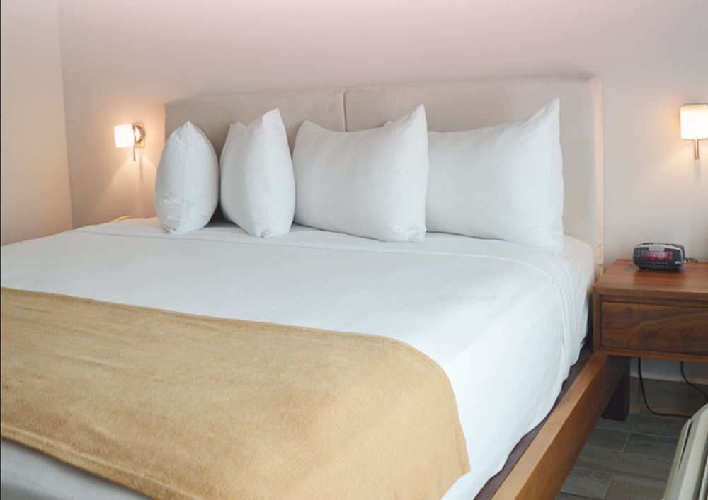 Queen Room photo 3