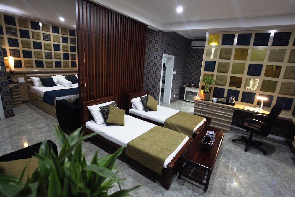 Royal Suite photo 1