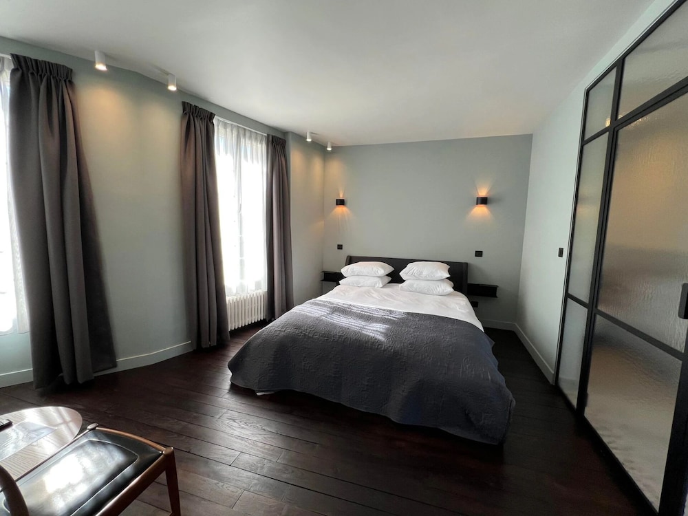 Standard Double Room, Garden View