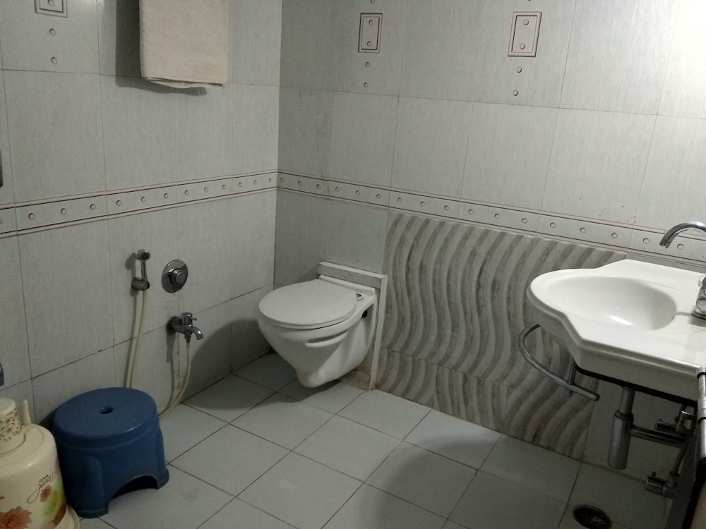 Deluxe Double Room, 1 Double Bed, Smoking, City View photo 2