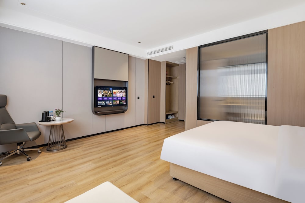 Standard Double Room, City View