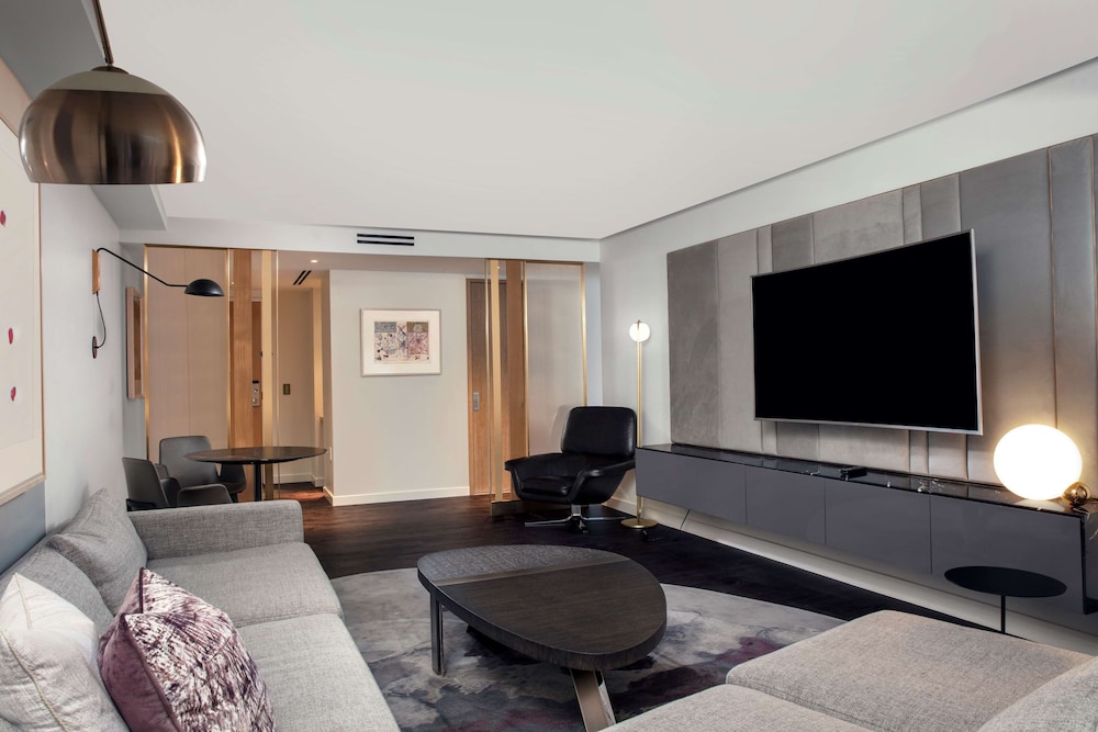 Suite, 1 King Bed (Presidential Suite)