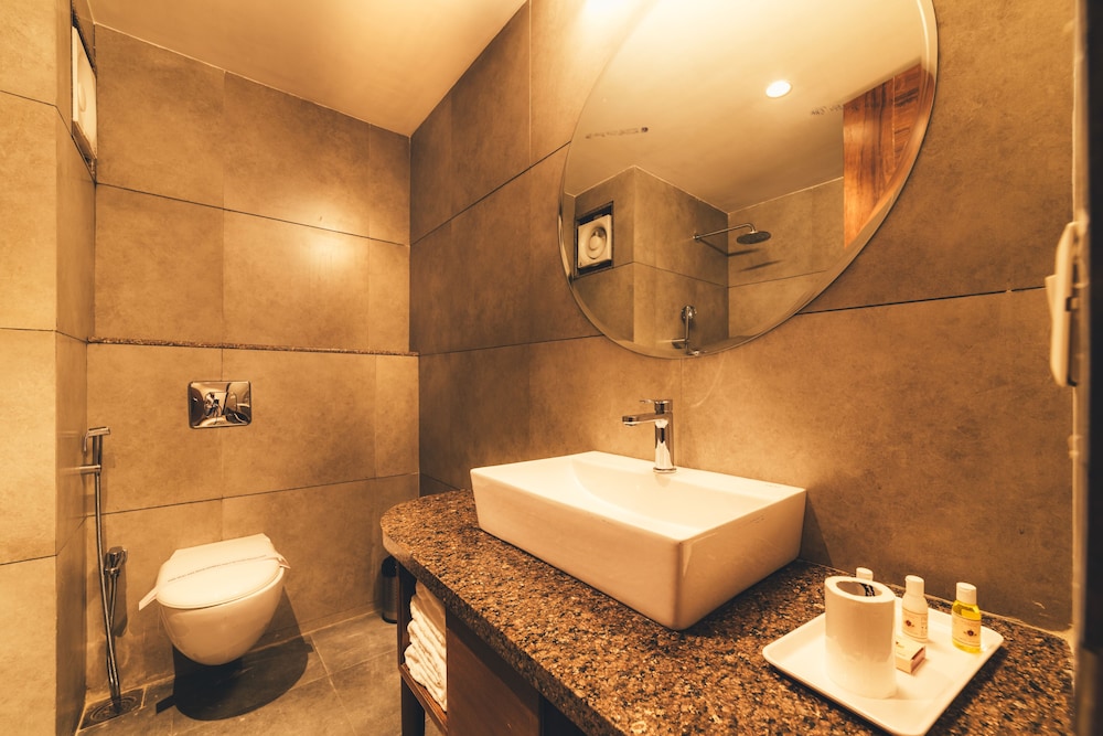 Queen Suite Room - Photo 4