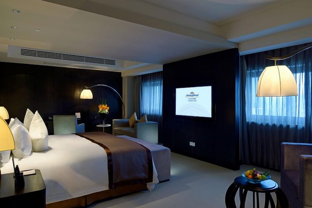 Deluxe Suite - Photo 3