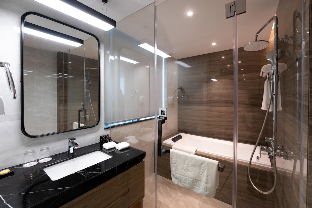 Honorable Family Suite photo 2