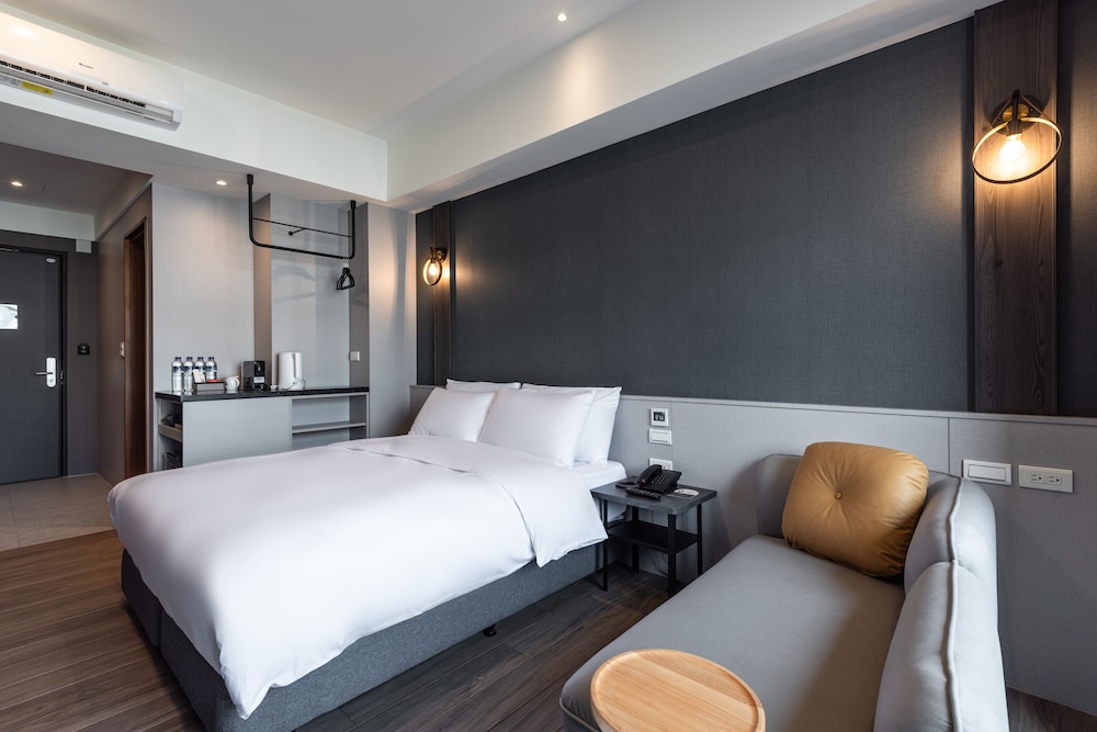 Superior Double Room - Photo 11