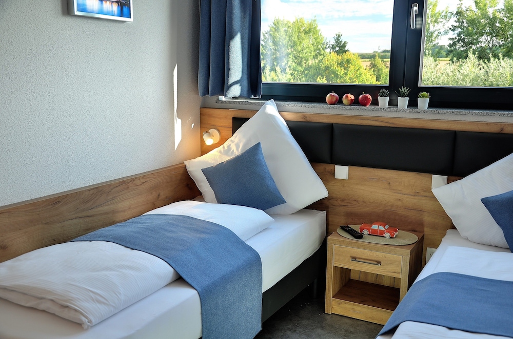 Comfort Twin Room